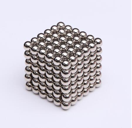 Cube magnétique Néocube à 18,90 € au lieu de 39,90 €